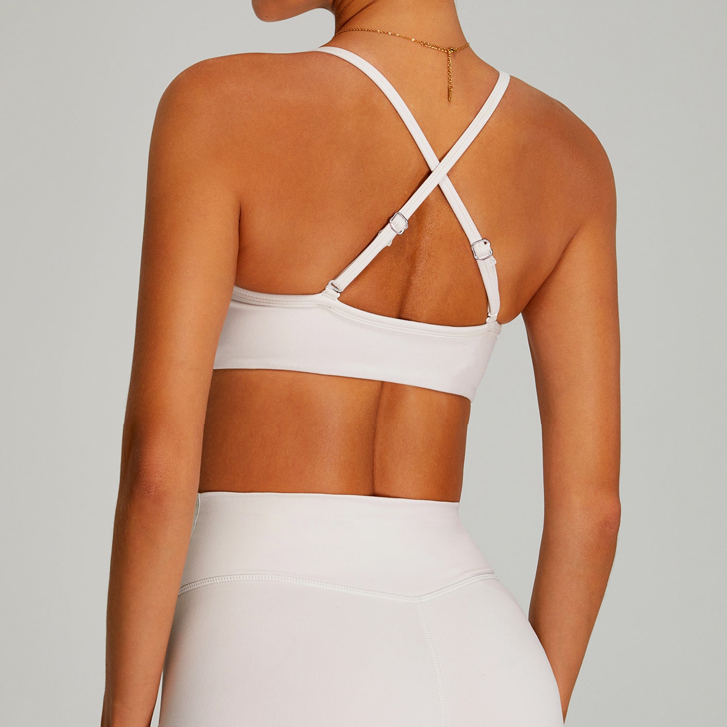 Summer New Fitted Sports Bra for Women, Cross Back Design, Yoga Wear, Bare Skin Feel, Shockproof Running, Wearable Outdoor Workout Bra