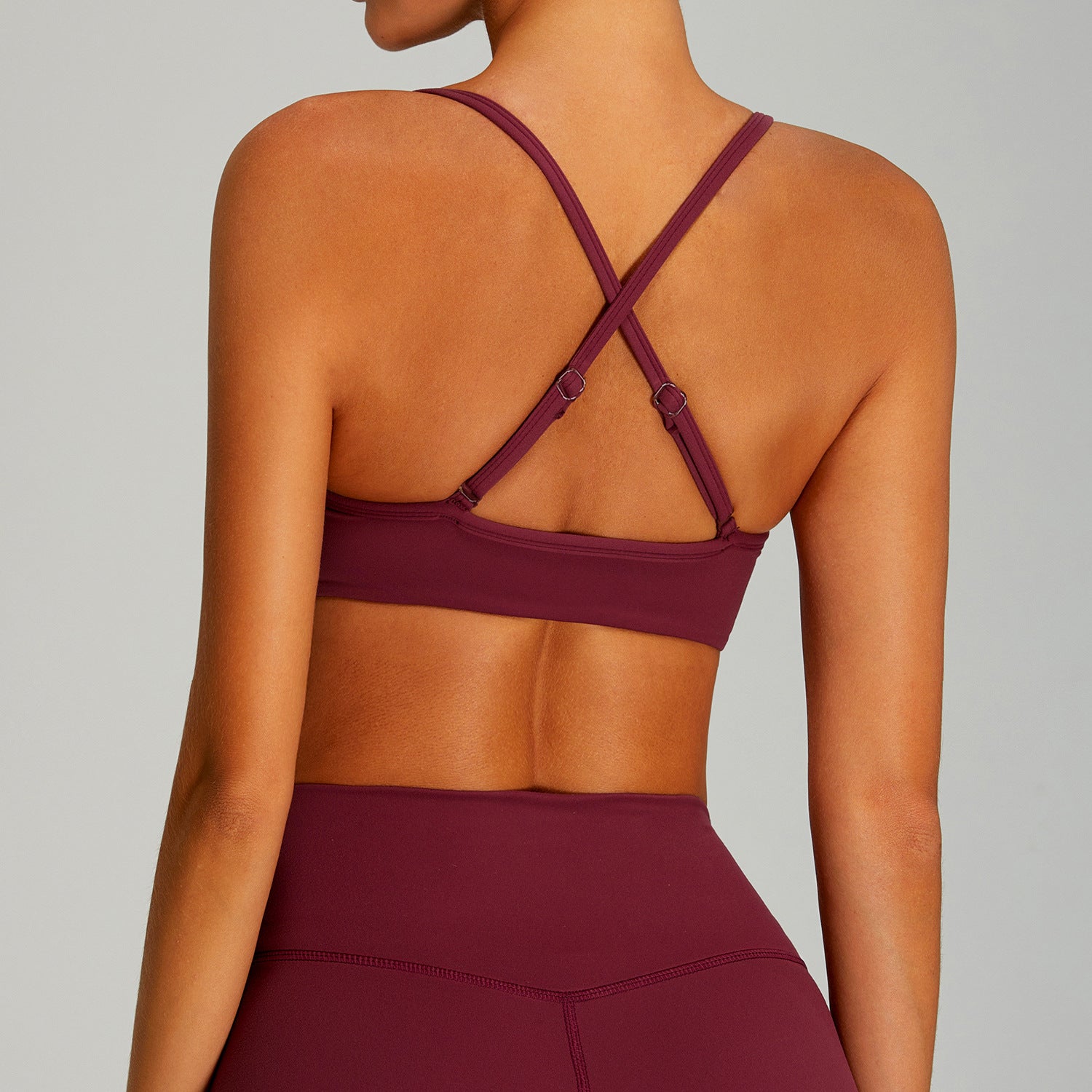 Summer New Fitted Sports Bra for Women, Cross Back Design, Yoga Wear, Bare Skin Feel, Shockproof Running, Wearable Outdoor Workout Bra